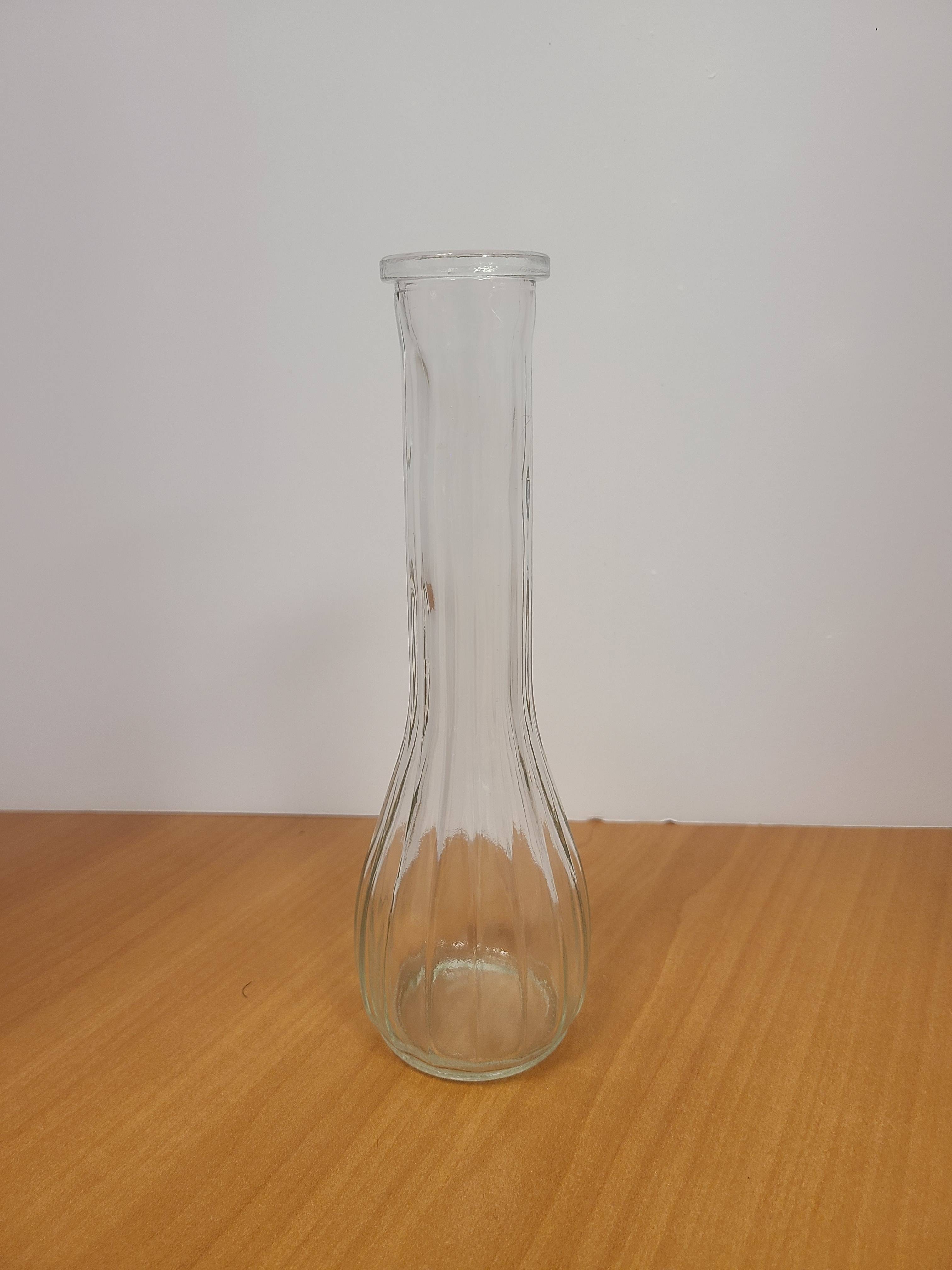 8.5" Slim line Vase