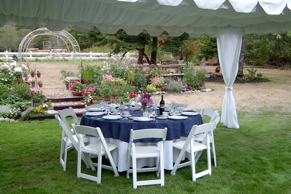 60" Round Wood Banquet Tables
